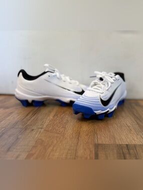NWOB Nike Vapor Edge Speed 3 Football Cleats Youth 3 Black White DA5455001 Sport
